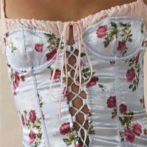 Floral going out top! #UrbanOutfitters